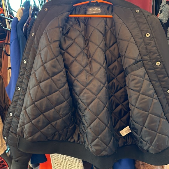 Like New Black Bomber Jacket Snap Buttons Inside Pocket Warm - Picture 3 of 3